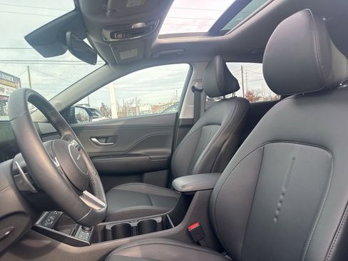 Used 2024 Hyundai Kona Limited image 23