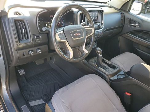 Used 2022 GMC Canyon Denali image 6