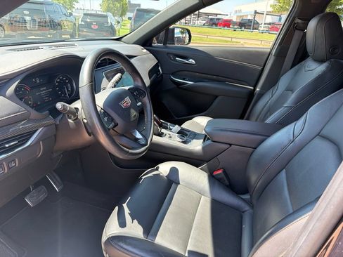 Certified 2023 Cadillac XT4 Sport AWD/4WD image 7