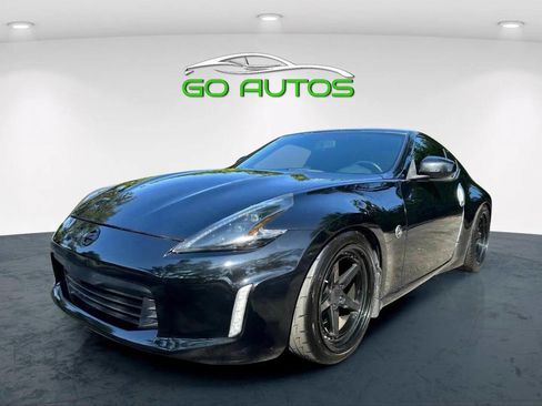 Used 2013 Nissan 370Z Coupe image 8