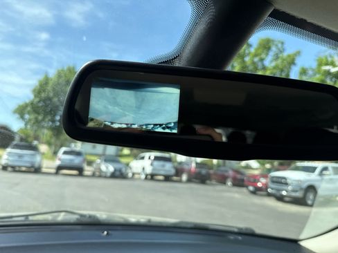 Used 2019 Dodge Journey SE w/ Premium Group FWD image 24