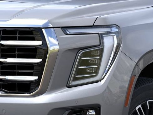 New 2026 GMC Yukon Elevation w/ Elevation Premium Package AWD/4WD image 11