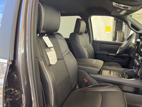 New 2023 RAM 2500 Limited image 22