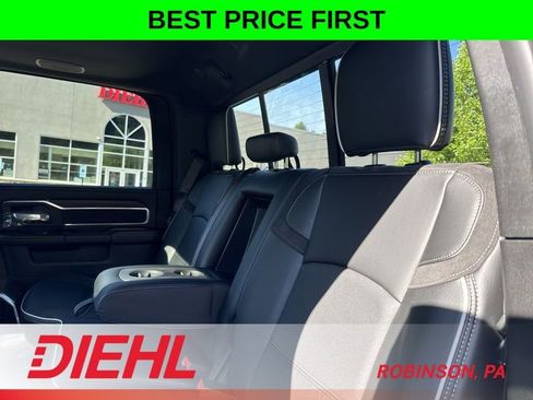 New 2026 RAM 2500 Laramie AWD/4WD image 18