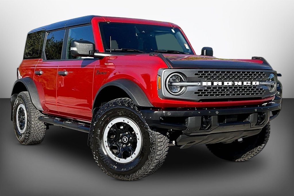 Used 2024 Ford Bronco Badlands AWD/4WD image 3
