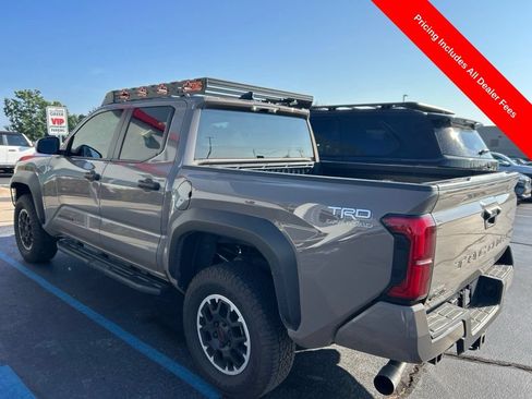 Used 2026 Toyota Tacoma TRD Off-Road AWD/4WD image 8