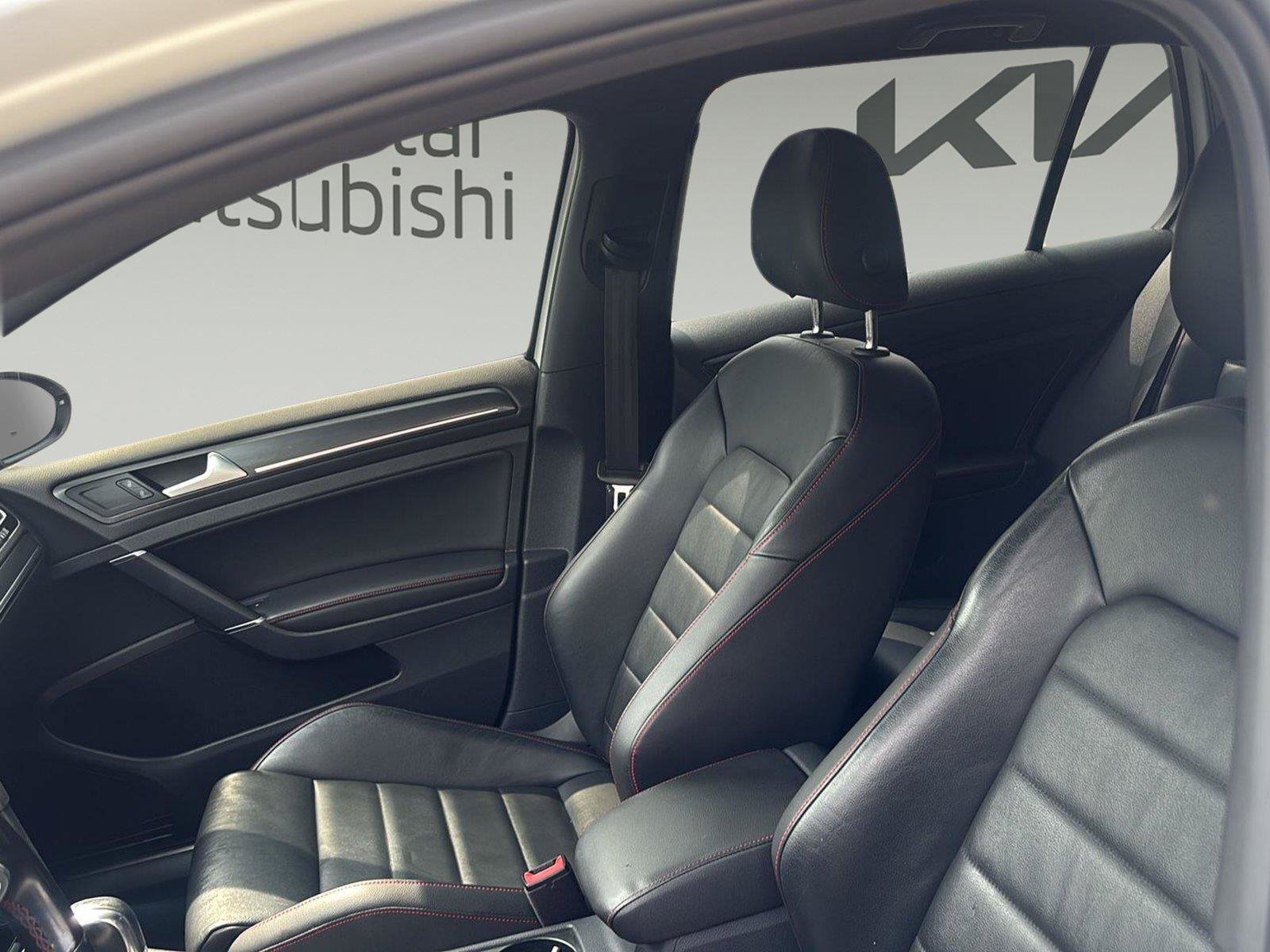 Used 2019 Volkswagen GTI SE w/ SE Experience Package FWD image 30