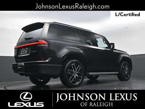 Used 2024 Lexus GX 550 w/ Accessory Package (Z1) AWD/4WD image 20