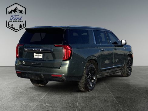 Used 2024 GMC Yukon XL Denali w/ Advanced Technology Package image 5