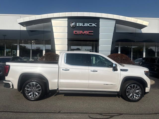 Used 2024 GMC Sierra 1500 Denali w/ Denali Reserve Package AWD/4WD image 36