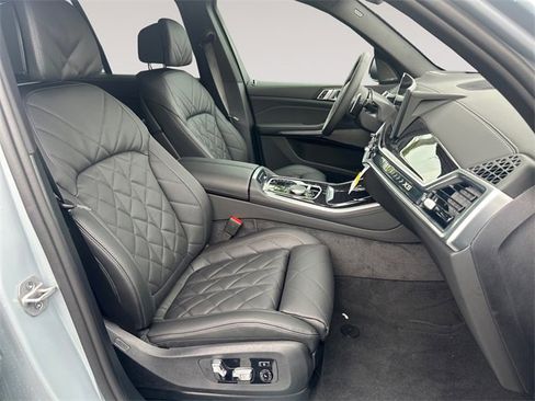 New 2026 BMW X5 xDrive40i w/ M Sport Package image 15