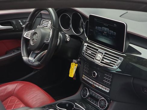 Used 2015 Mercedes-Benz CLS 400 w/ Premium 2 Package image 15