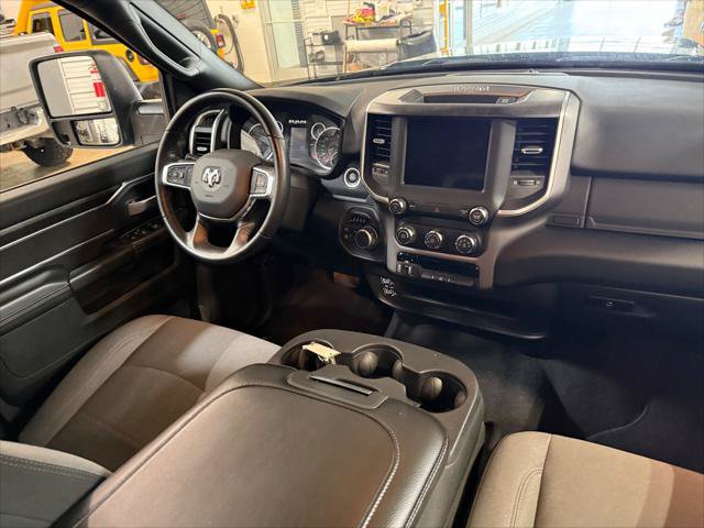 Certified 2024 RAM 2500 Big Horn w/ Bed Utility Group AWD/4WD image 18