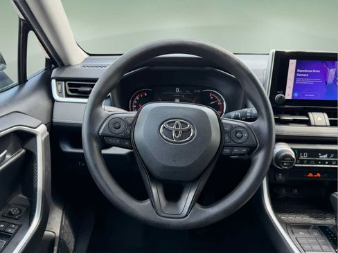 Used 2023 Toyota RAV4 XLE AWD/4WD image 72