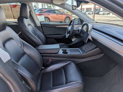 Used 2023 Tesla Model Y 2WD image 19