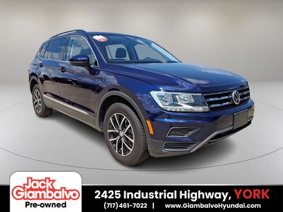 Used 2021 Volkswagen Tiguan SE w/ Panoramic Sunroof Package