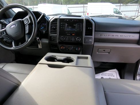 Used 2019 Ford F250 XL w/ XL Value Package image 18