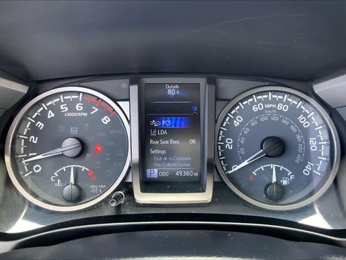 Used 2023 Toyota Tacoma TRD Pro AWD/4WD image 25