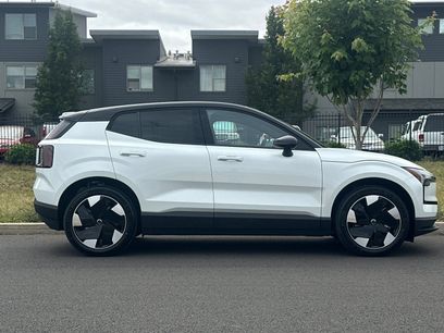 New 2026 Volvo EX30 Plus w/ Climate Package