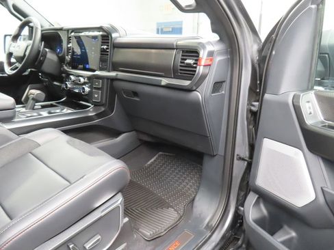 Used 2025 Ford F150 Raptor AWD/4WD image 41