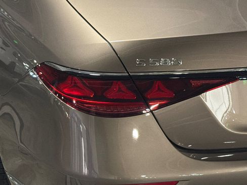 New 2027 Mercedes-Benz S 580 4MATIC Sedan image 25