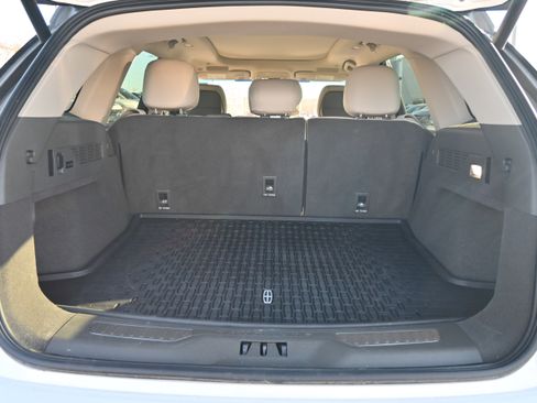 Used 2024 Lincoln Nautilus Reserve w/ Equipment Group 203A image 36