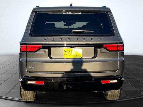 New 2025 Jeep Wagoneer Series II image 4