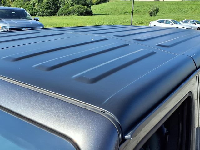 Used 2018 Jeep Wrangler Unlimited Sahara AWD/4WD image 17