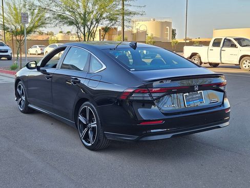 Used 2024 Honda Accord Sport image 3