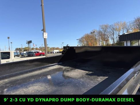 New 2025 GMC Sierra 3500 Pro w/ Convenience Package image 6