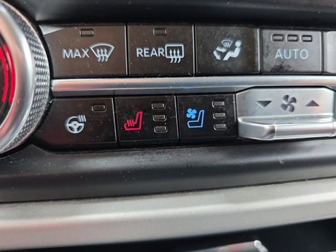 Used 2024 Ford Expedition Max XLT RWD image 33
