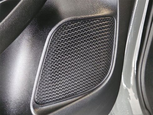 Used 2022 Chrysler Pacifica Touring-L w/ S Appearance Package image 12