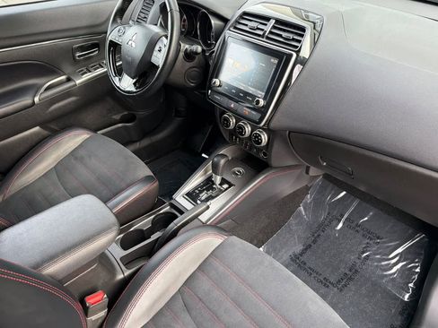 Used 2024 Mitsubishi Outlander Sport SE image 18