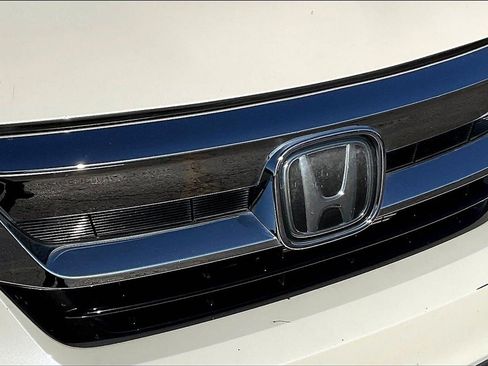 Used 2019 Honda Pilot Elite image 33