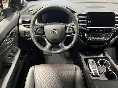 New 2026 Honda Ridgeline Black Edition image 16