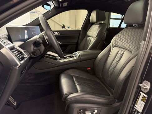 Used 2025 BMW X6 xDrive40i w/ Executive Package AWD/4WD image 5