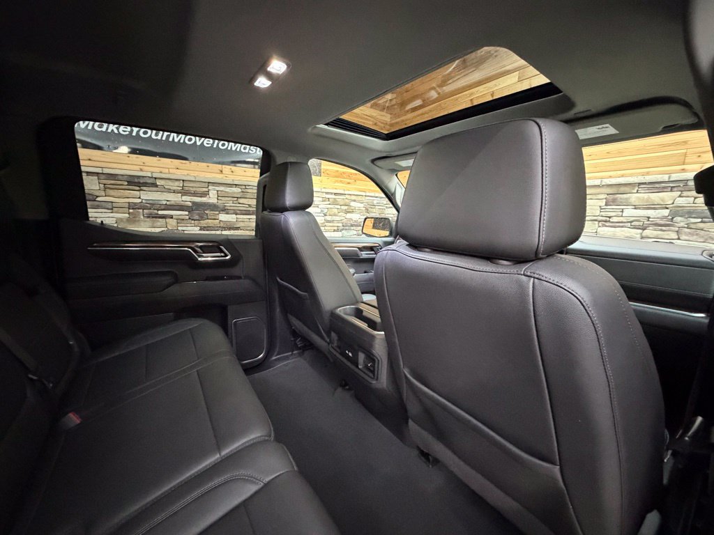 Used 2023 Chevrolet Silverado 1500 RST w/ Convenience Package II AWD/4WD image 23
