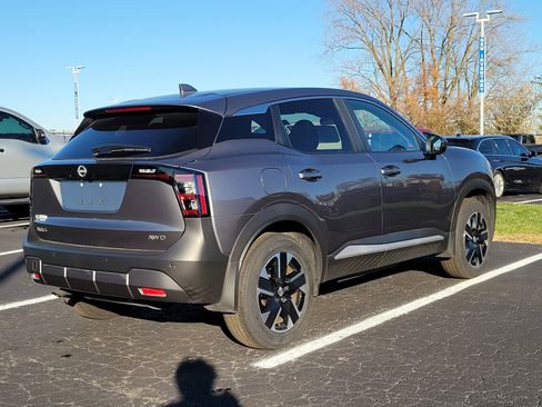 Certified 2025 Nissan Kicks SV w/ Illumination Package image 4