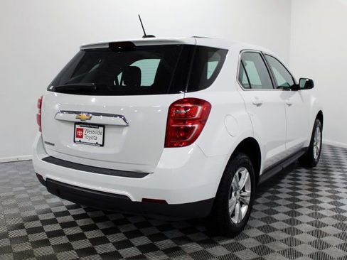 Used 2017 Chevrolet Equinox LS FWD image 6