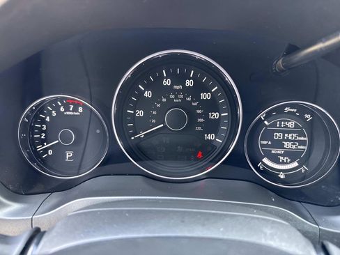 Used 2017 Honda HR-V EX-L image 38