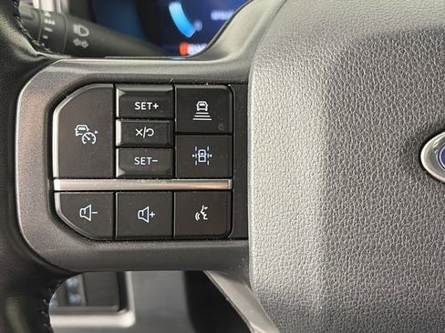 Certified 2023 Ford F350 Lariat w/ Sport Appearance Package image 16