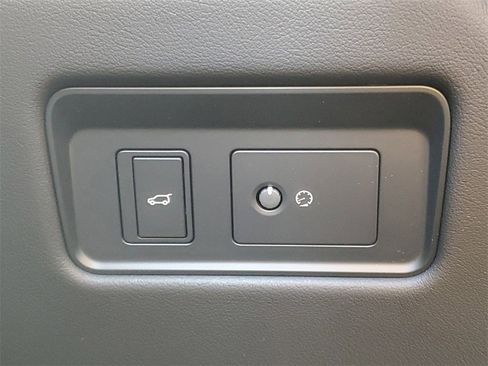 New 2026 Jaguar F-PACE R-Dynamic S image 14