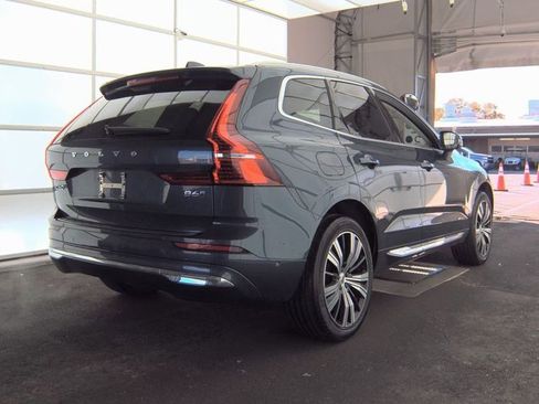 Used 2022 Volvo XC60 B6 Inscription w/ Advanced Package image 2