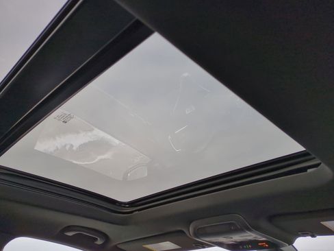 Certified 2024 Cadillac XT6 Premium Luxury w/ Technology Package image 21