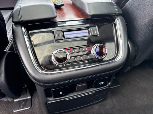Used 2021 Lincoln Navigator L Reserve AWD/4WD image 16