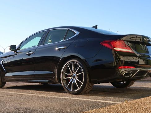 Used 2021 Genesis G70 3.3T image 13