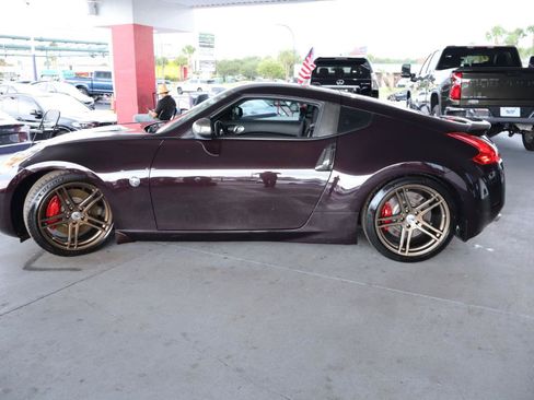 Used 2015 Nissan 370Z Coupe RWD image 10