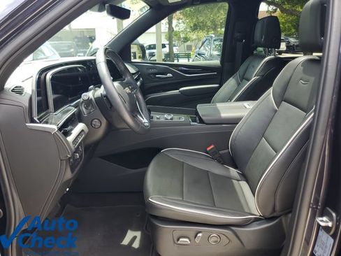 Certified 2024 Cadillac Escalade ESV Sport AWD/4WD image 19