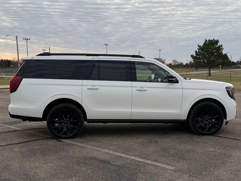 Certified 2025 Ford Expedition Max Platinum w/ Stealth Appearance Package image 2