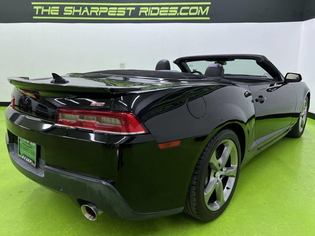 Used 2014 Chevrolet Camaro SS w/ RS Package RWD image 10